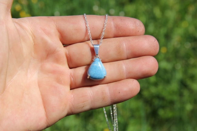 Pendentif en argent 925 - Lazulite du Stockhorn Zermatt    ( Valais )